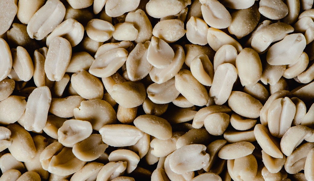 Groundnut kernels